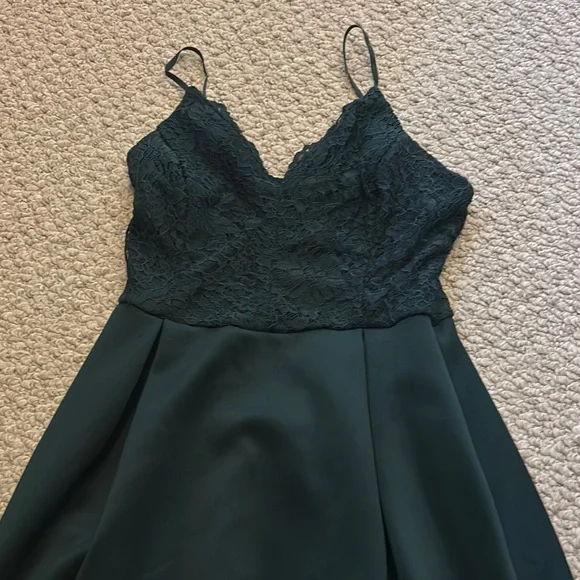 green emerald velvet dress Nicoletta NC1089 main image 0